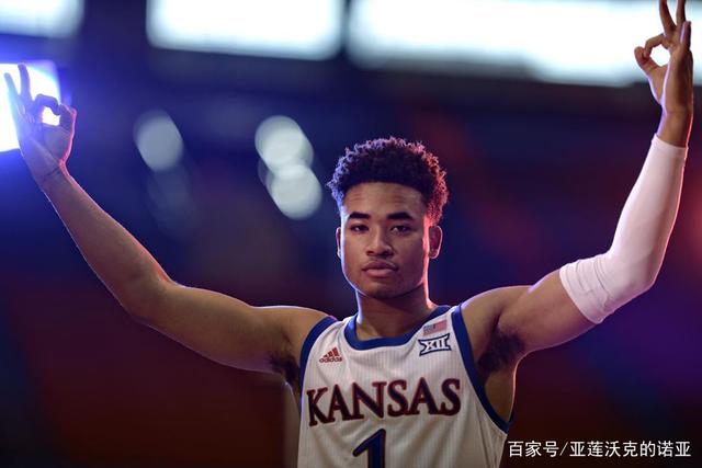 四川男篮：原助教张德贵接替莫科担任主教练