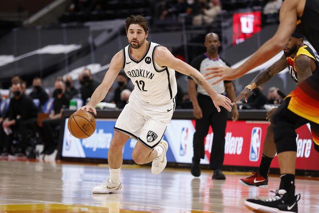 希尔德27分库明加23分 勇士拒绝逆转险胜火箭